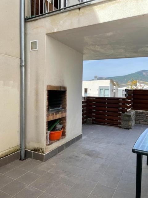 Hébergement de vacances Adosado Entero, Bbq Y Piscina Comunitaria