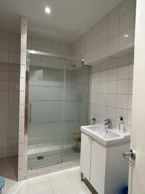 Adosado Entero, Bbq Y Piscina Comunitaria * Sabiñánigo